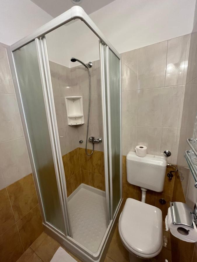 Rooms Danica Пореч Екстериор снимка
